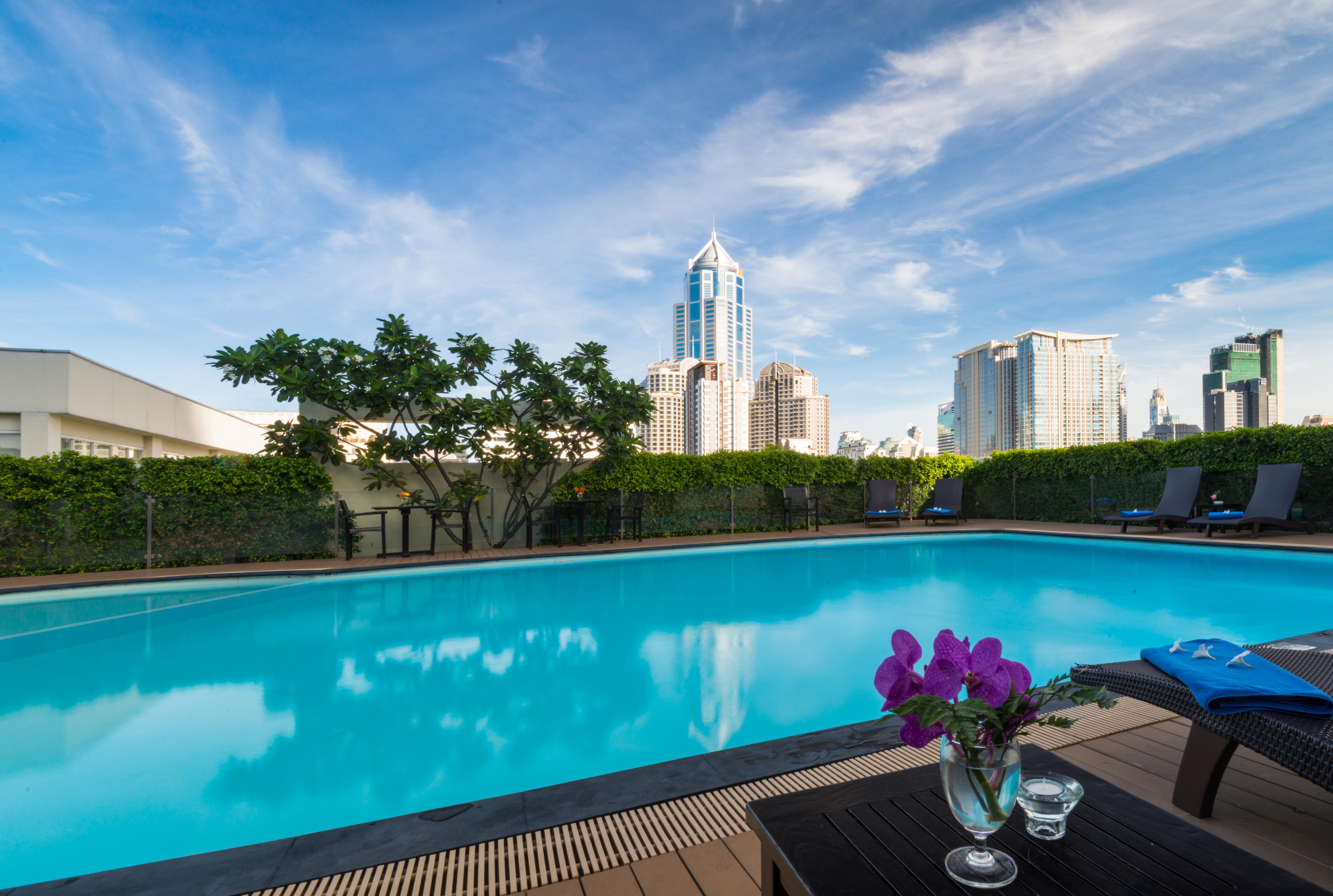 Lohas Residences Sukhumvit 2 מלון בנגקוק