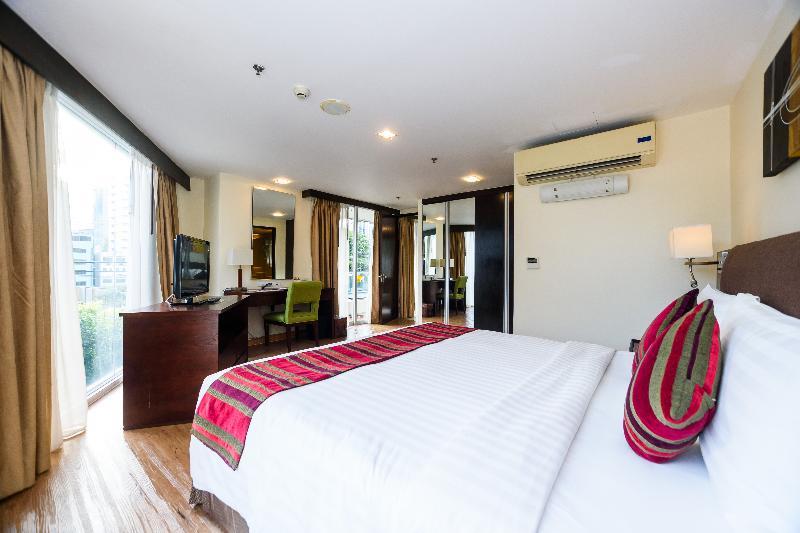 מלון Lohas Residences Sukhumvit 2 4*